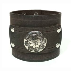 Pulsera de cuero ancha