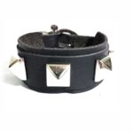 pulsera-de-cuero negro-con-tachas-y hebilla-unusex