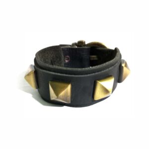pulsera-de-cuero-negra-con-tachas